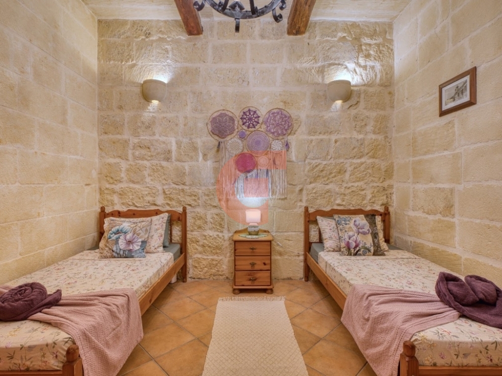 15206363-af0d-4f03-b214-086e570a9741