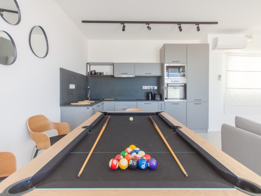 WhatsApp Image 2025-11-11 at 21.07.13